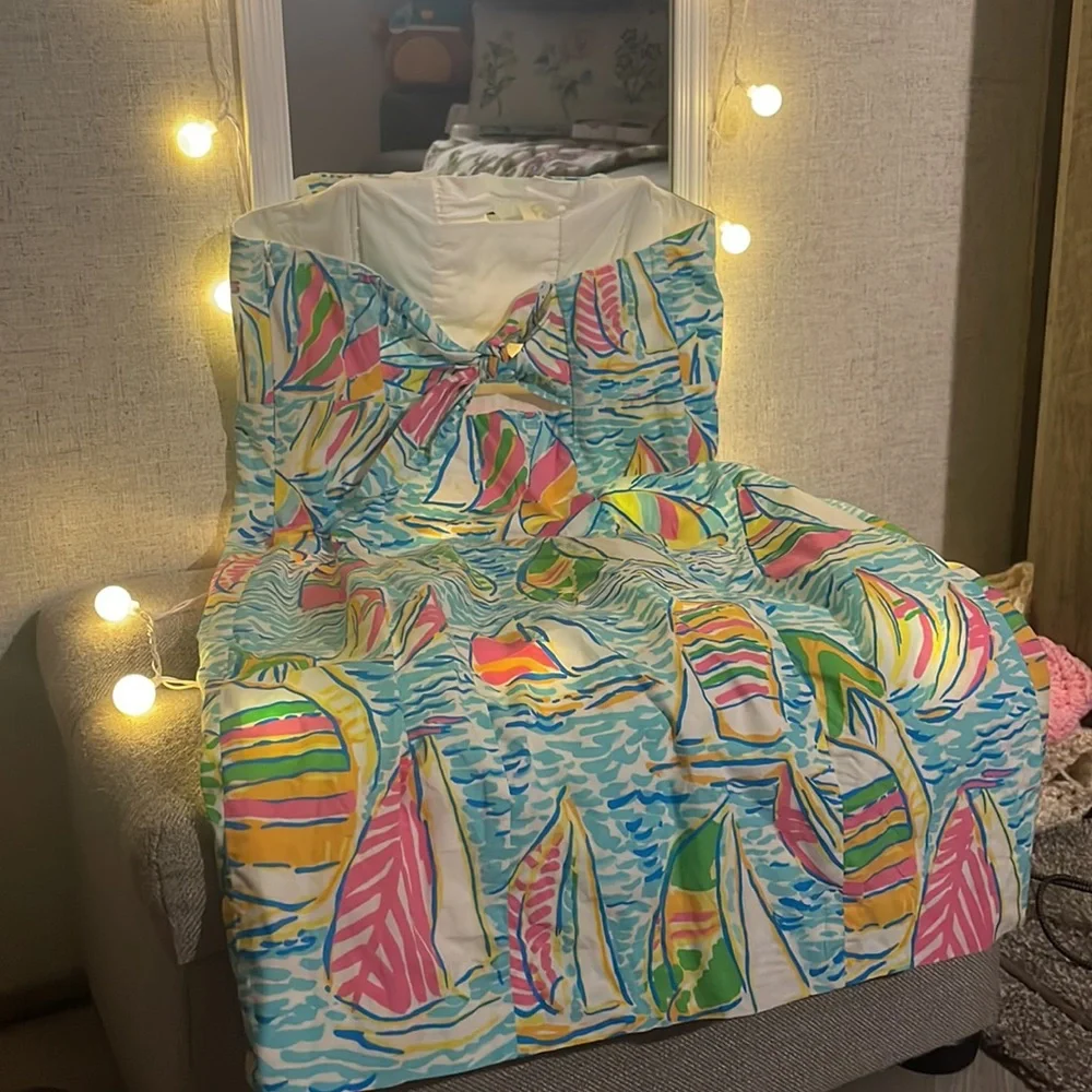 Lilly Pulitzer dress - Picture 2 of 5